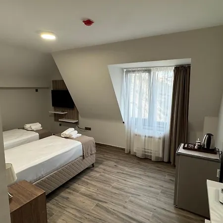 Hotel ханай